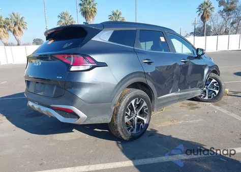 2024 Kia Sportage Hybrid Ex z USA, uszkodzony, nr VIN KNDPVCDG5R7145158